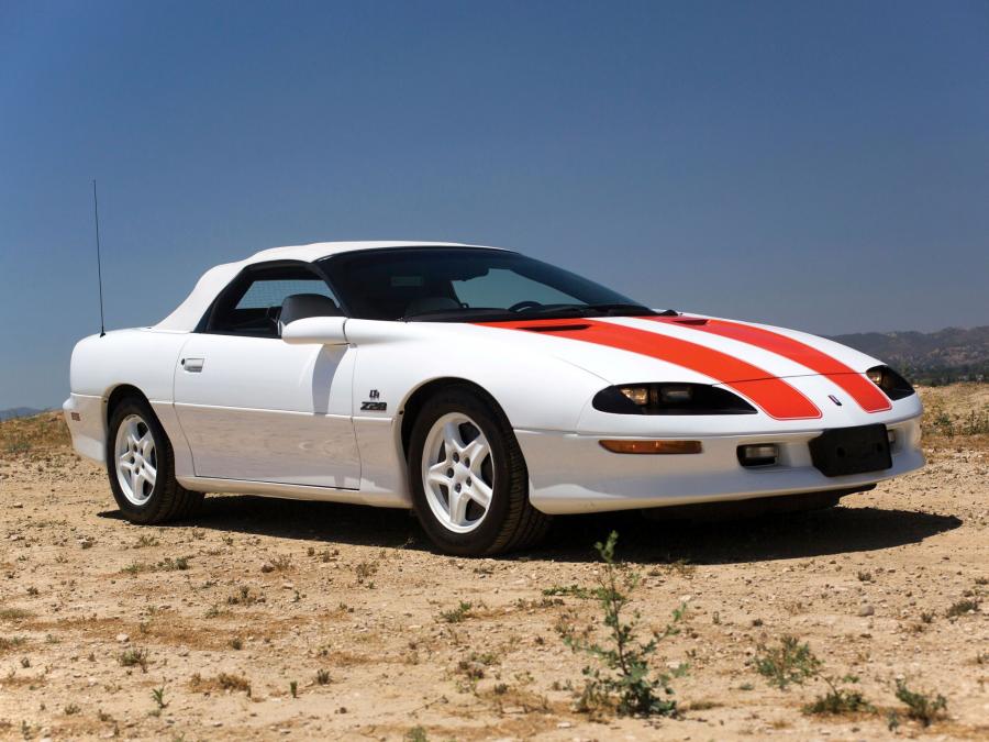  Chevrolet Camaro Z28 Convertible 30th Anniversary 1997 года  (фото 7 из 13)